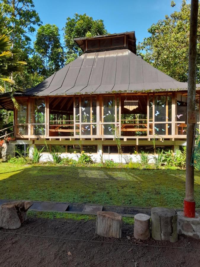 Hosteria La Roulotte - Миндо Экстерьер фото